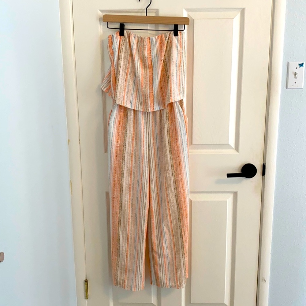 Strapless pastel jumper / jumpsuit